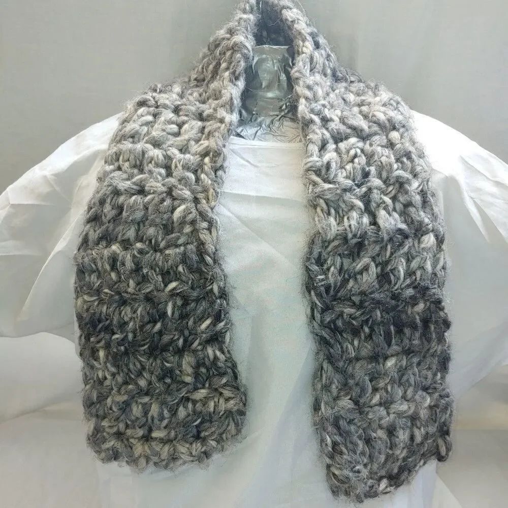 Handmade PolyBlend Two Tone Grey Scarf - Picture 2 of 4